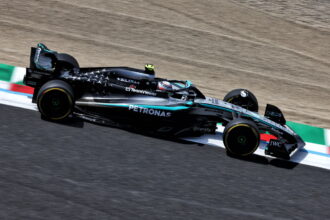 Mercedes hail “a lot calmer” start to F1 2025 as car performs as intended