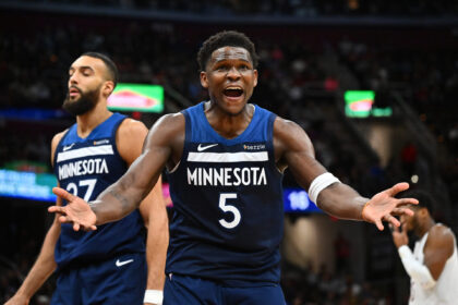 Minnesota Timberwolves fans react after blowing lead against Bucks, some make Michael Malone comparison