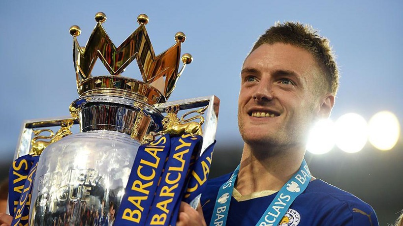 Club legend Jamie Vardy says goodbye to Leicester City fans ahead of imminent exit (Video)