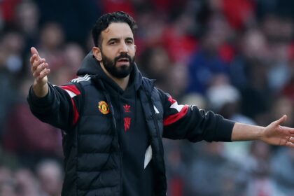 Arsenal hold talks to sign £21m star who prefers Gunners over Man United