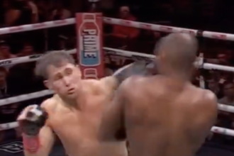 Darren Till gets late knockdown, wins close decision over Darren Stewart at Misfits Boxing 21