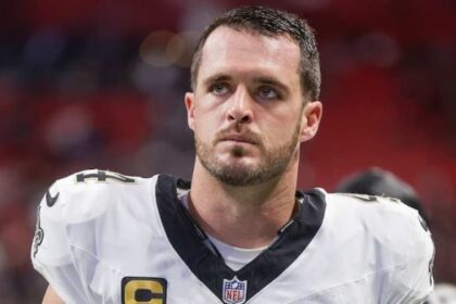 Derek Carr Saints pic