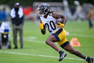 Kaleb Johnson Steelers pic