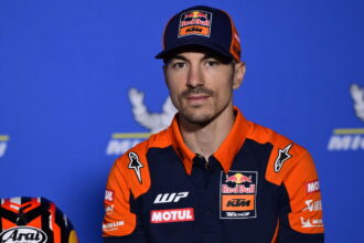 Maverick Vinales: "I was just 0.1s per lap slower than Alex, it’s coming”