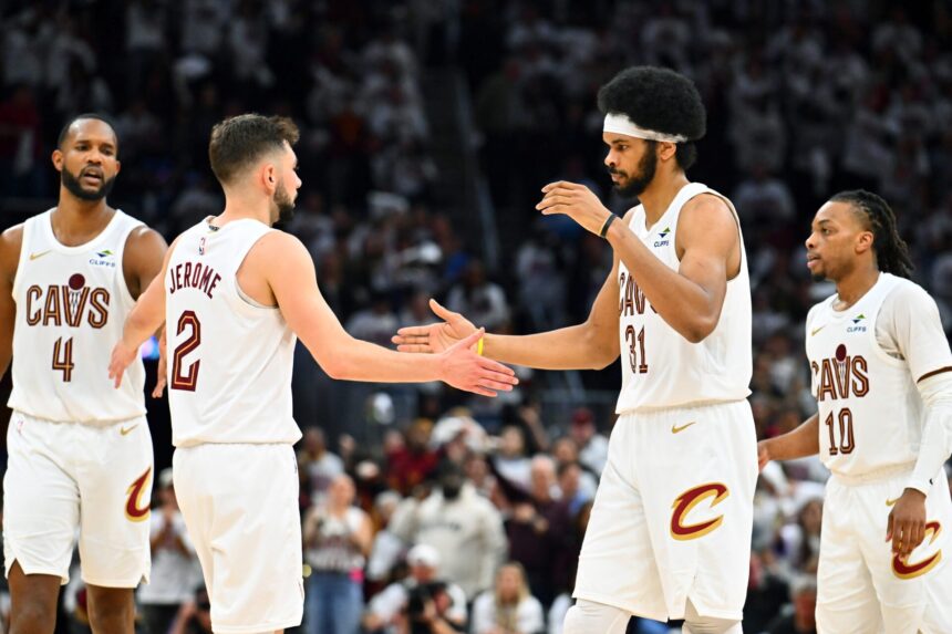 NBA insider believes Cleveland Cavaliers might lose key role player, casts doubt over superstar's future, ‘there's a chance…‘