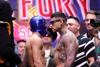 Teofimo Lopez vs. Arnold Barboza: Live round-by-round updates