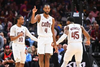 Vernon Maxwell says Cleveland Cavaliers need to break up two players, 'don't work...'
