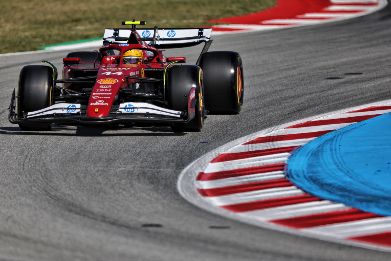 Alarm bells ring over Lewis Hamilton’s F1 form: ‘It’s starting to get critical’