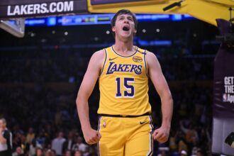 Austin Reaves names the LA Lakers' breakout player for 2025-26 season, he asked why he's not on the court