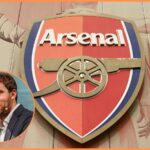 Fabrizio Romano and the Arsenal FC logo