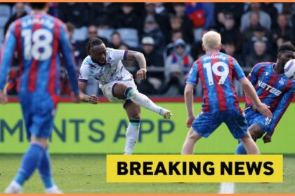 Antoine Semenyo in action for Bournemouth against Crystal Palace