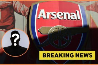 Arsenal FC logo and breaking news banner