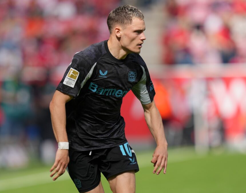 Florian Wirtz in action for Bayer Leverkusen