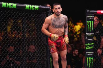 Ilia Topuria teases finish of Charles Oliveira at UFC 317: ‘Submitting him or knocking him out?’