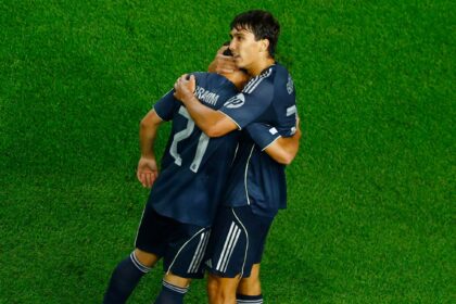 Leeds set to offer more than other clubs for 28-goal "classic number nine"