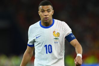 Man Utd join race for "new" £85m striker target who's a Neymar & Mbappe mix