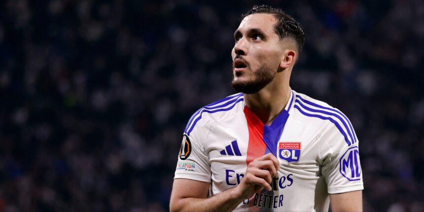 Man Utd to make huge bid for "phenomenal" star