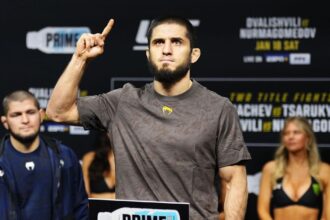 Morning Report | Chael Sonnen believes Islam Makhachev ‘has to let go’ of thoughts of lightweight return