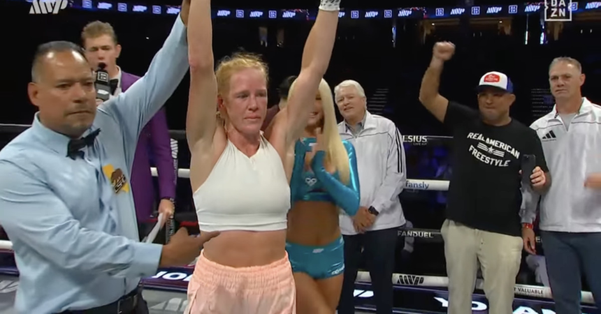 Paul vs. Chavez Jr. results: Holly Holm shuts out Yolanda Vega for first boxing win in 12 years