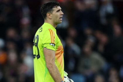 "Sensational" GK emerges as Aston Villa's top target to replace Martinez