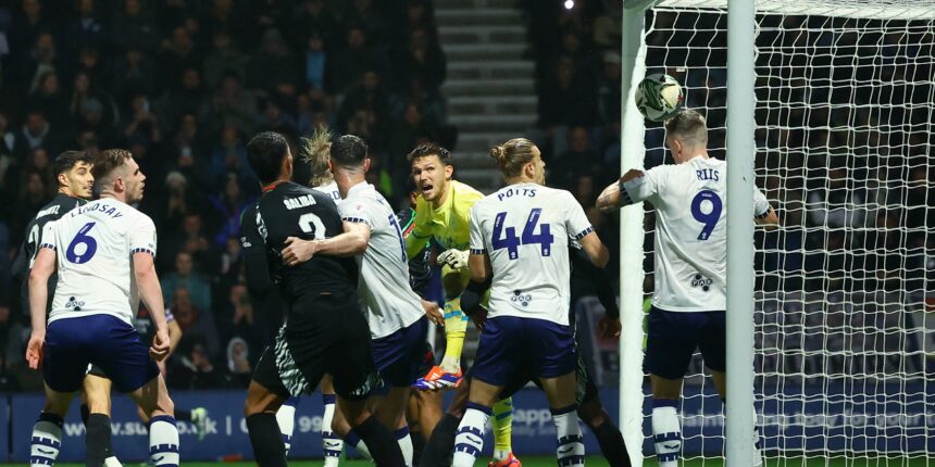 Sheffield United want to make "excellent" free agent their first summer signing