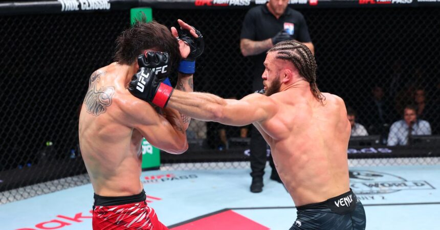 UFC Baku results: Rafael Fiziev outstrikes, outgrapples Igancio Bahamondes to win decision in home country