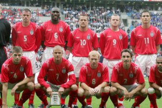 Wayne Rooney named the best midfielder out of Gerrard, Scholes and Lampard