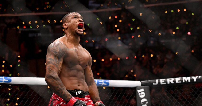With Jon Jones retired, Jailton Almeida calls for Tom Aspinall title fight: ‘I’m the only one asking to fight him’