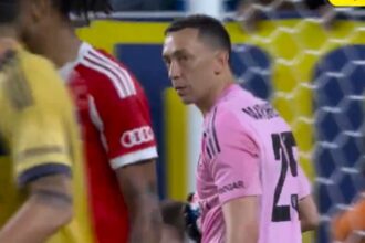 Boca goalkeeper Augustin Marchesin thwarts Bayern winger Michael Olise after brilliant Kingsley Coman work (Video)