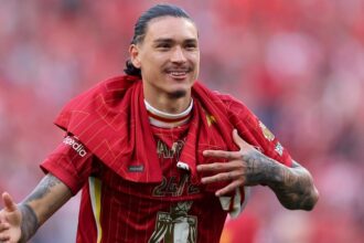 Napoli in race with Saudi clubs for Darwin Nunez