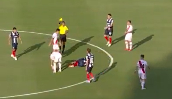 Goalless fight between Monterrey and River Plate sees 10 yellow cards and 40 fouls (Video)