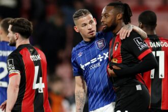 £150k-p/w experienced international star now expected to "end up" at Leeds