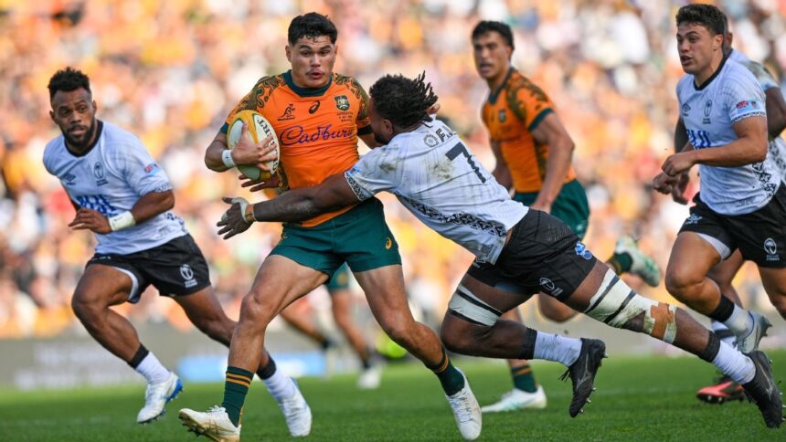 Lolesio cleared of injury as Schmidt rejects call to add experienced playmaker