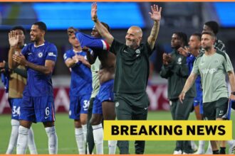 Chelsea manager Enzo Maresca celebrates