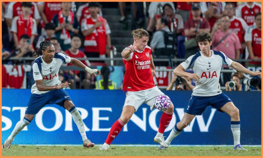 Viktor Gyokeres in action on his Arsenal debut against Tottenham