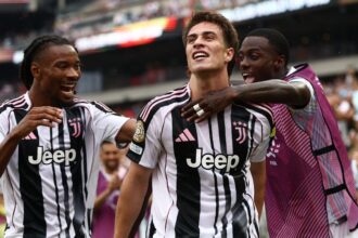 Chelsea make contact to sign "aggressive" £17m ace; they've had a response