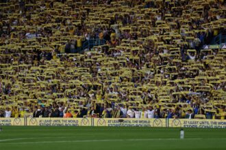 Leeds agree deal and book medical to sign new 6 ft 5 star ahead of Newcastle