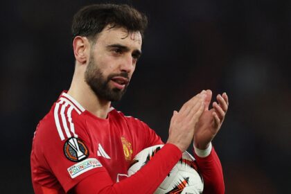 Man Utd racing to sign £42m star, his agent is in the UK