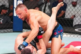 Reinier de Ridder edges out Robert Whittaker by split decision in UFC Abu Dhabi main event