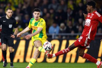Sunderland submit opening £17m offer to sign "instinctive" 11-goal star
