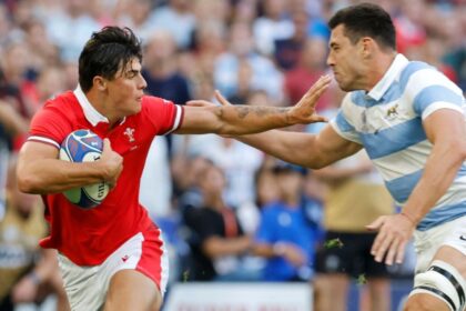 Louis Rees-Zammit joins Bristol Bears in return to rugby