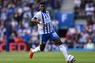 Manchester United end Baleba pursuit