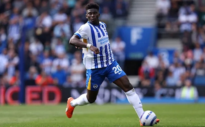 Manchester United end Baleba pursuit