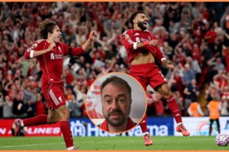 Federico Chiesa and Mohamed Salah celebrate for Liverpool