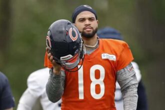 Caleb Williams Bears pic