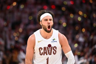 Chicago born Cavaliers star Max Strus says he idolized another player instead of LeBron James or Michael Jordan