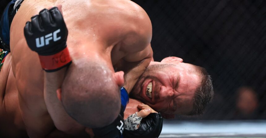 Dricus du Plessis vs. Khamzat Chimaev full fight video highlights