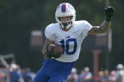 Khalil Shakir Bills pic