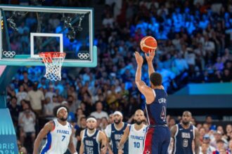 NY Knicks' Yabusele on what French national team tell themselves about Stephen Curry's gold medal winning performance
