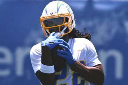 Najee Harris Chargers pic